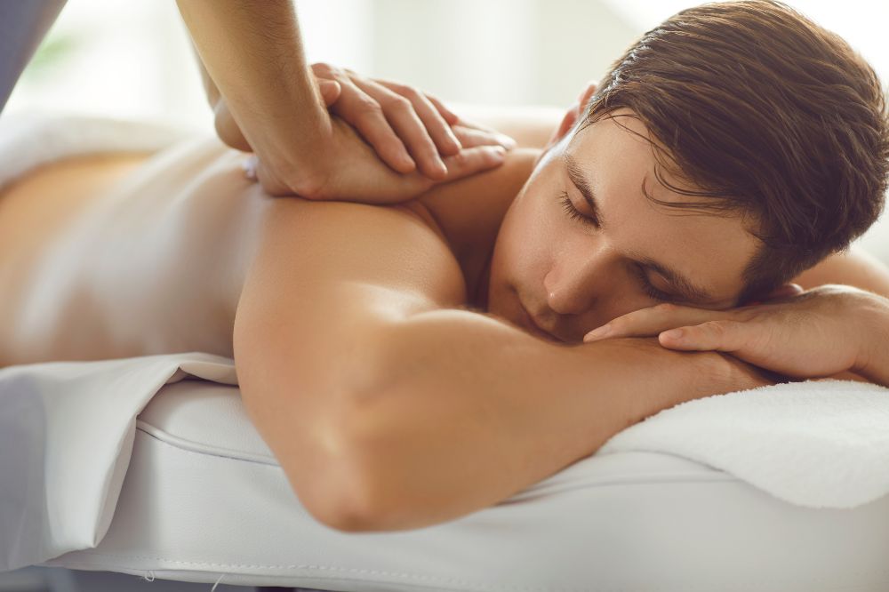 massage therapist male vs female